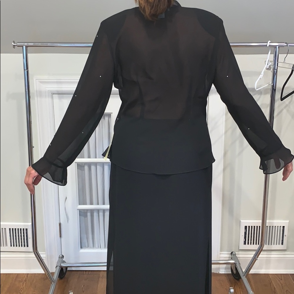 Top - Picture 3 of 4